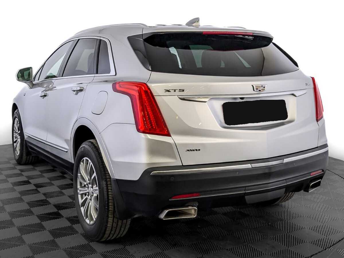 Cadillac XT5 с пробегом — 2017 год. Фото: #6