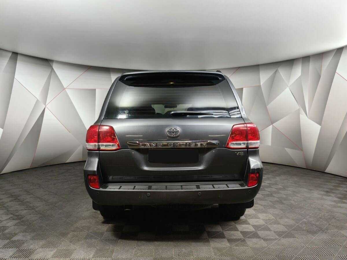 Toyota Land Cruiser с пробегом — 2009 год. Фото: #7