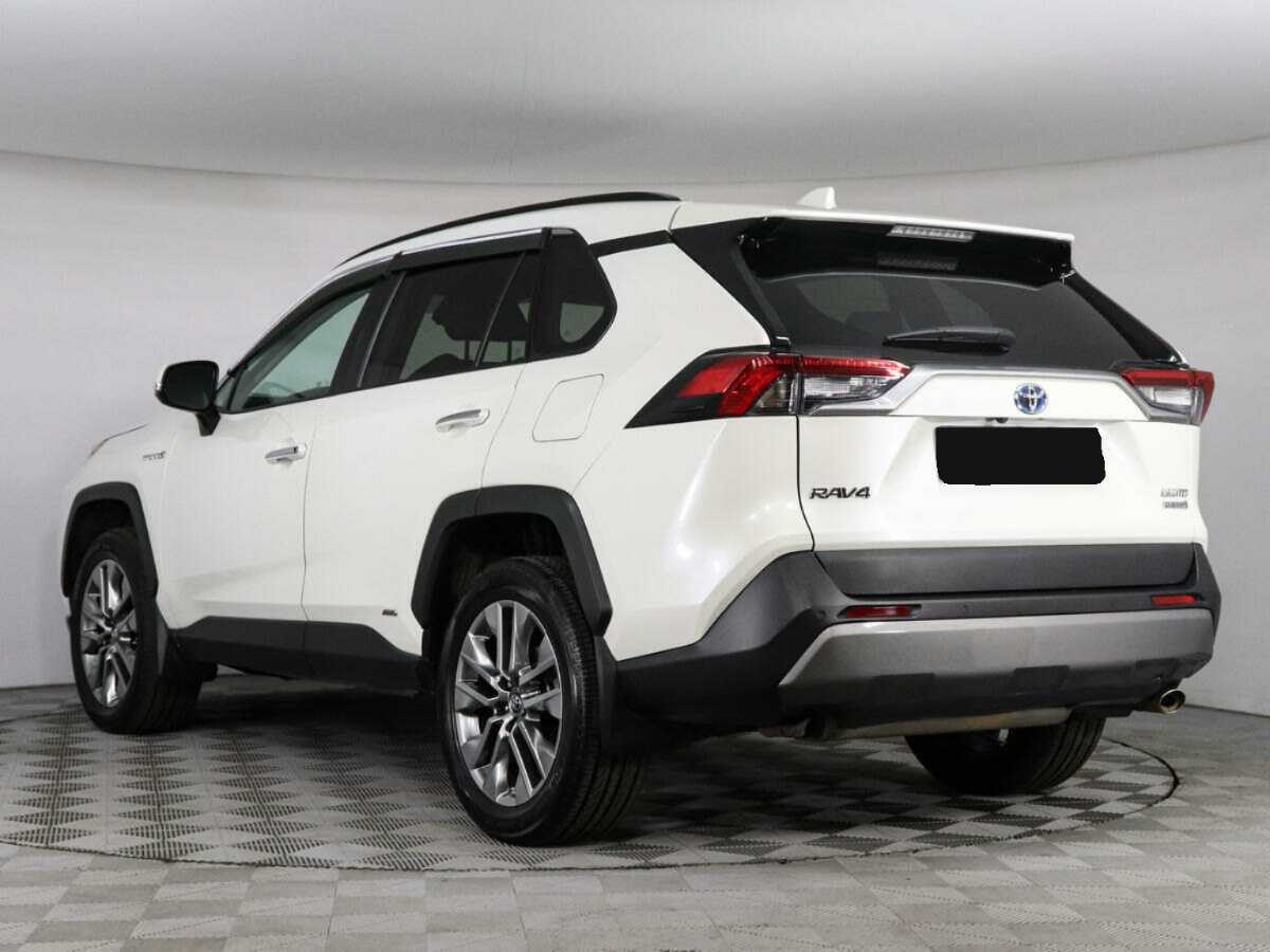Toyota RAV4 с пробегом — 2019 год. Фото: #6