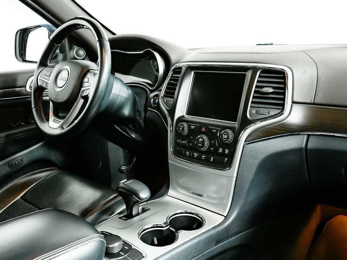 Jeep Grand Cherokee с пробегом — 2014 год. Фото: #7