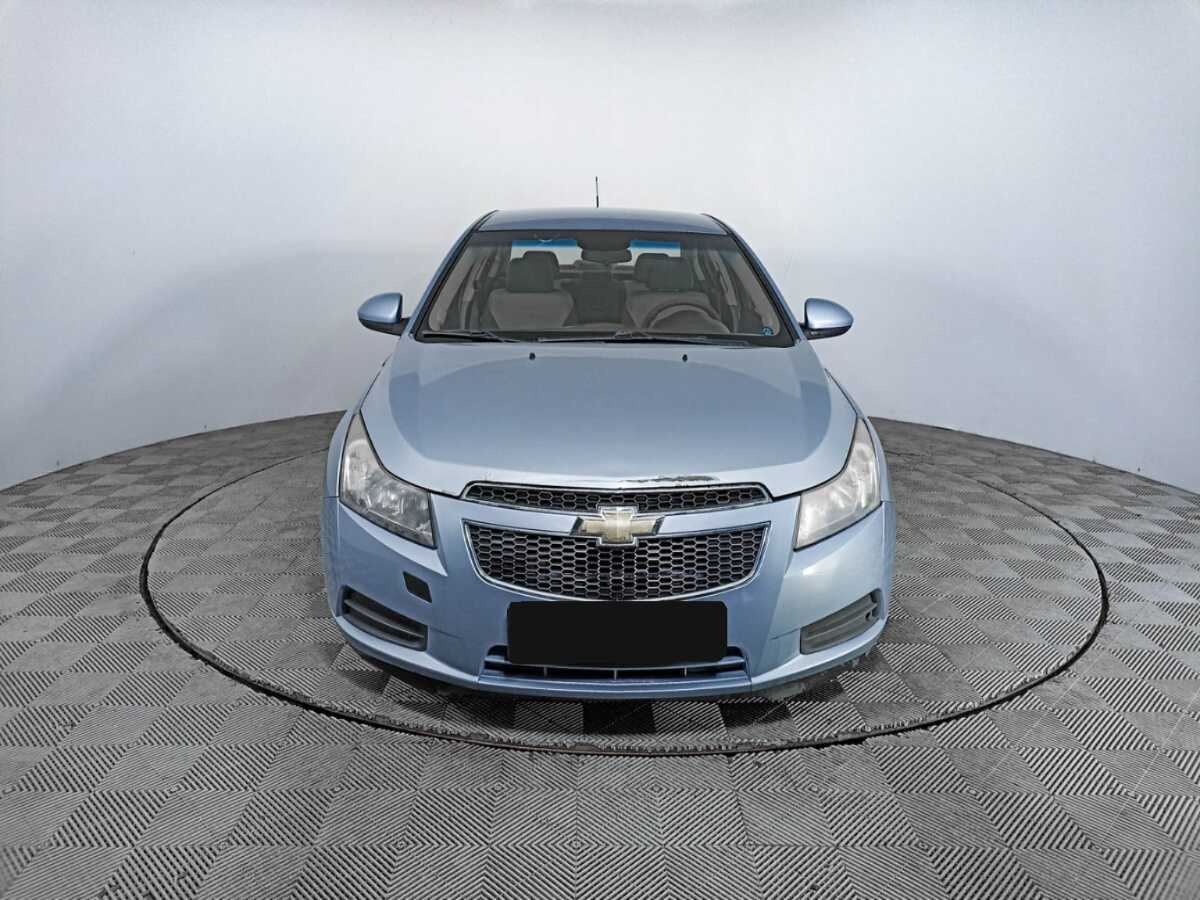 Chevrolet Cruze с пробегом — 2010 год. Фото: #1
