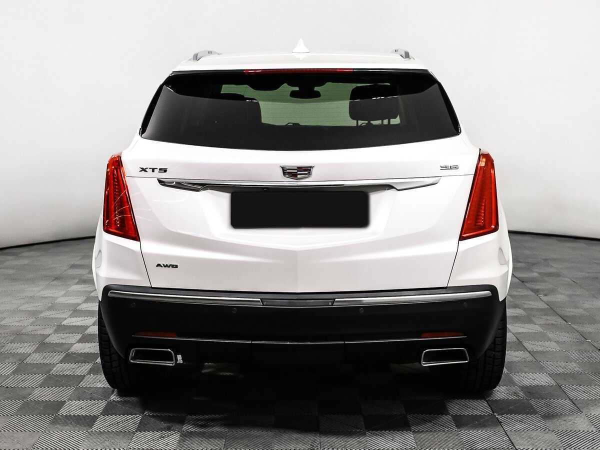 Cadillac XT5 с пробегом — 2016 год. Фото: #5