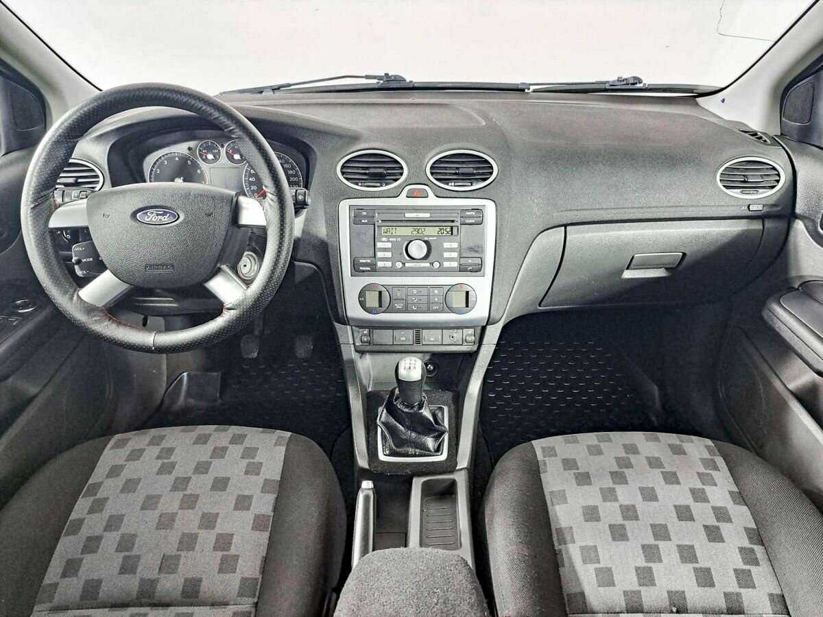 Ford Focus с пробегом — 2007 год. Фото: #12
