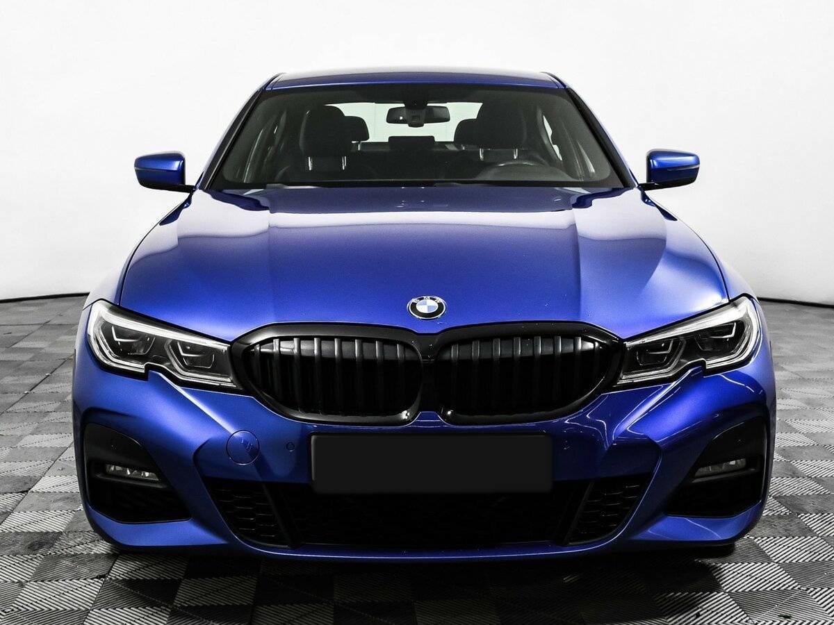 BMW 3 серии с пробегом — 2019 год. Фото: #1