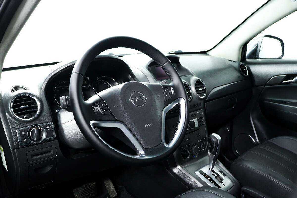 Opel Antara с пробегом — 2010 год. Фото: #12