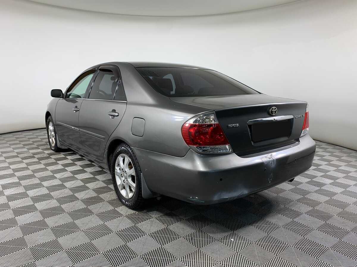Toyota Camry с пробегом — 2004 год. Фото: #5