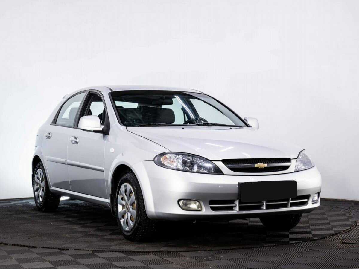 Chevrolet Lacetti с пробегом — 2010 год. Фото: #2