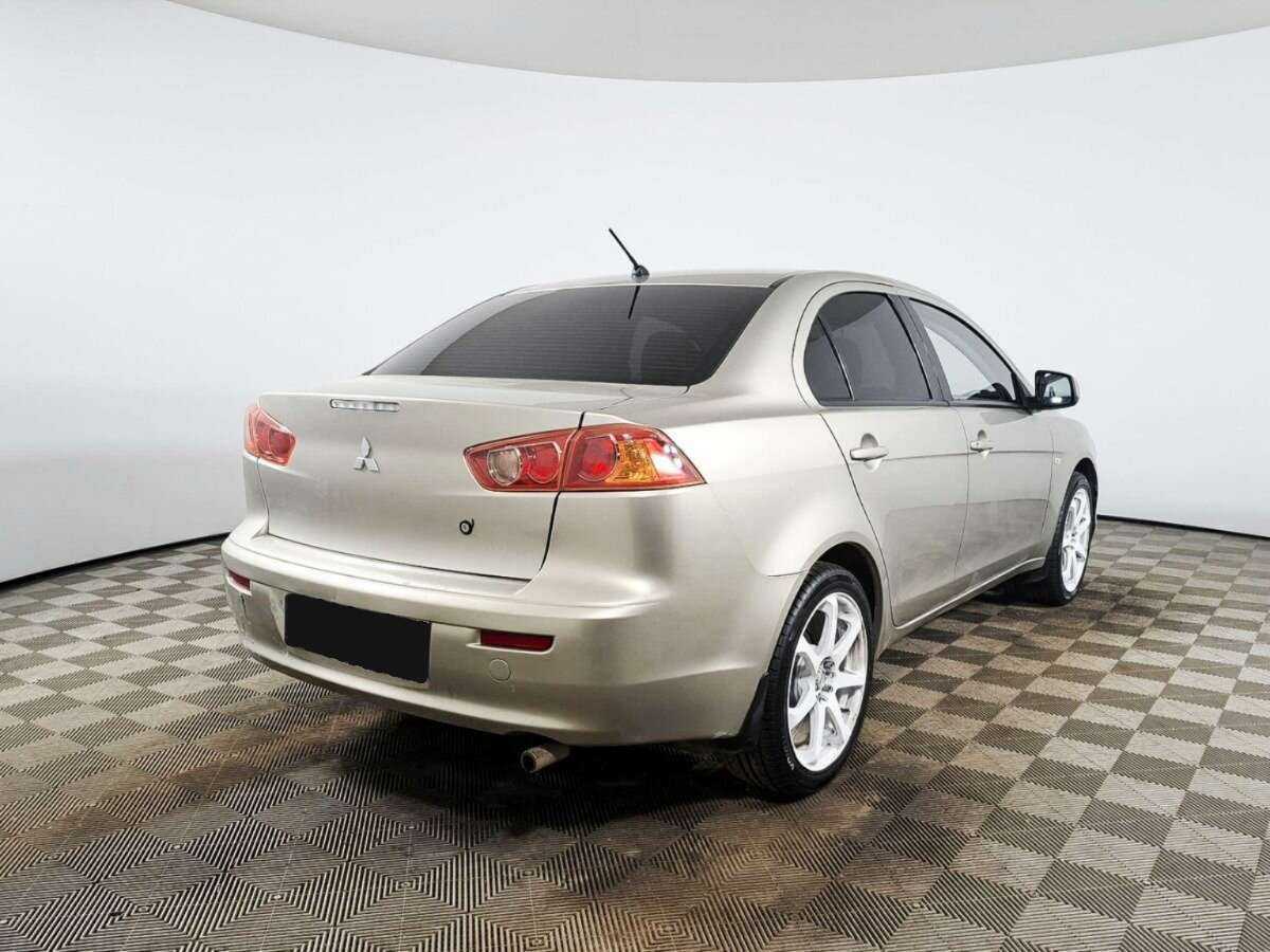 Mitsubishi Lancer с пробегом — 2009 год. Фото: #4