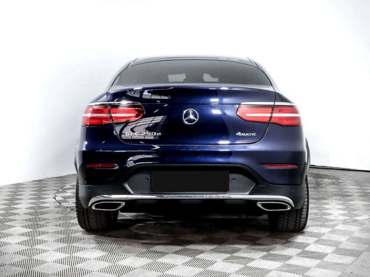 Mercedes-Benz GLC Coupe с пробегом — 2019 год. Фото: #4