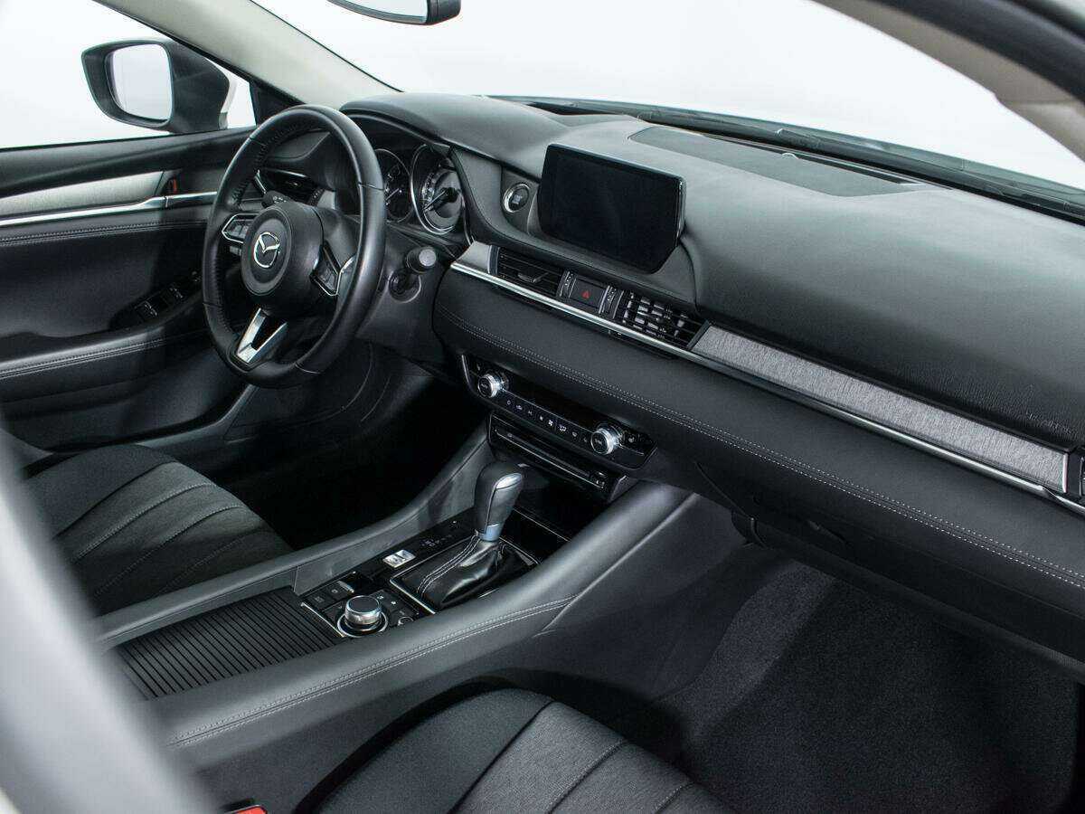 Mazda 6 с пробегом — 2022 год. Фото: #8