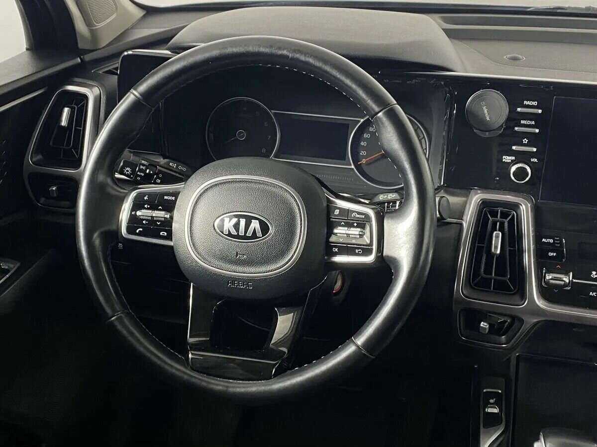 Kia Sorento с пробегом — 2021 год. Фото: #11