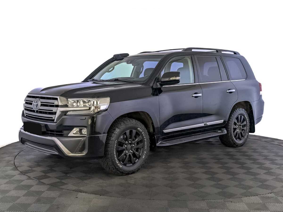 Toyota Land Cruiser с пробегом — 2017 год. Посмотреть фото