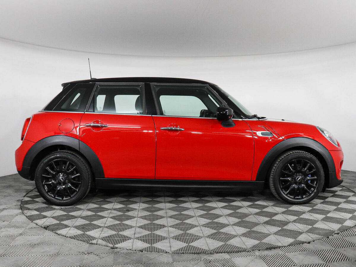 Mini Hatch с пробегом — 2019 год. Фото: #3