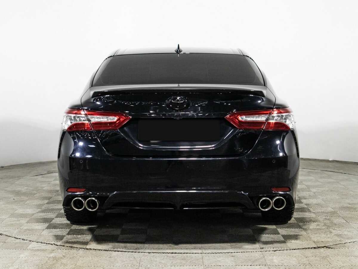 Toyota Camry с пробегом — 2019 год. Фото: #5