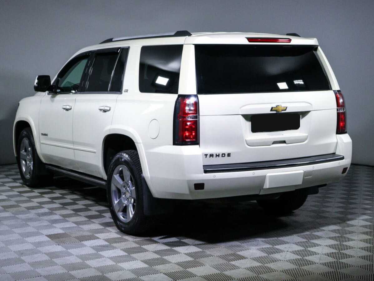 Chevrolet Tahoe с пробегом — 2015 год. Фото: #6