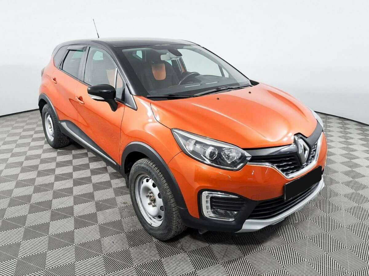 Renault Kaptur с пробегом — 2016 год. Фото: #2