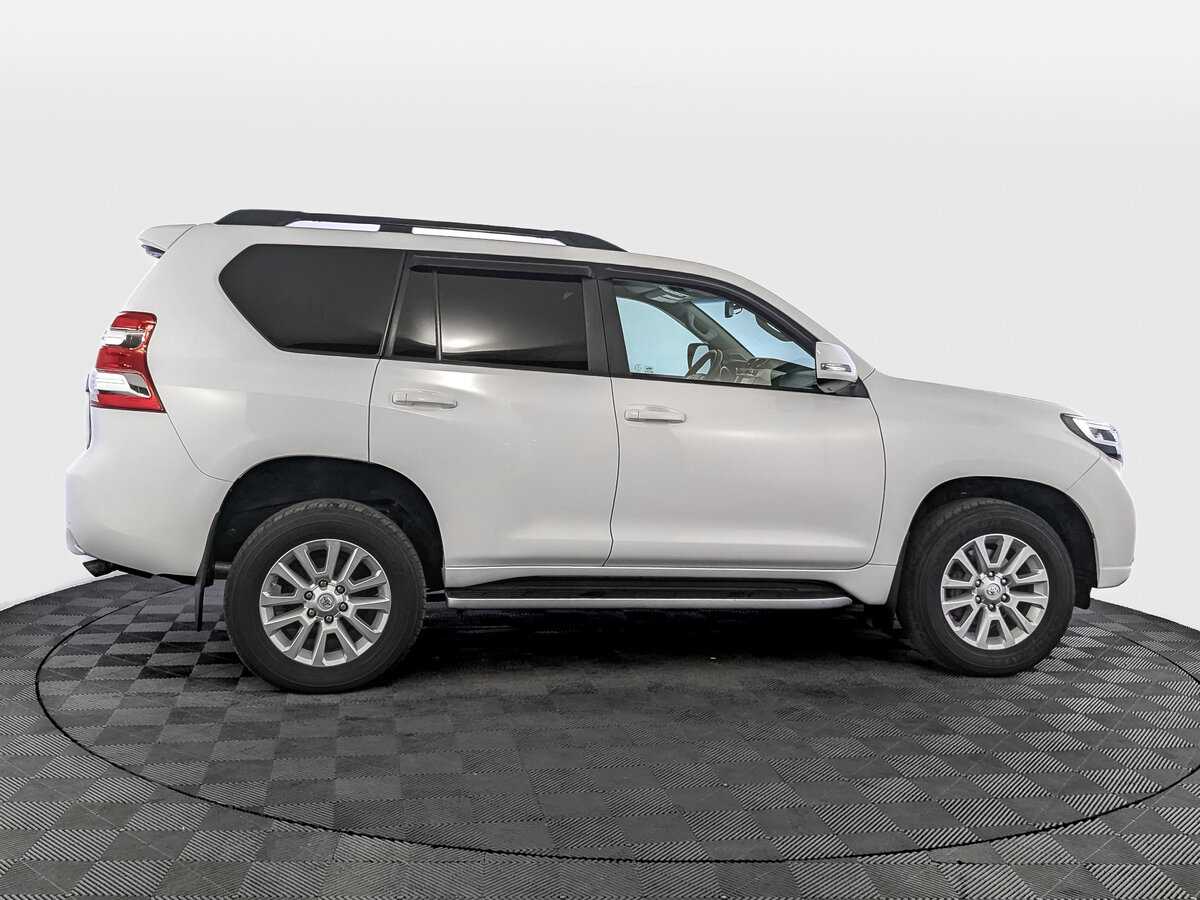 Toyota Land Cruiser Prado с пробегом — 2016 год. Фото: #3