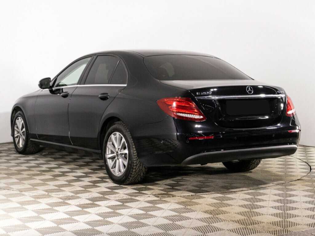 Mercedes-Benz E-Класс с пробегом — 2018 год. Фото: #6
