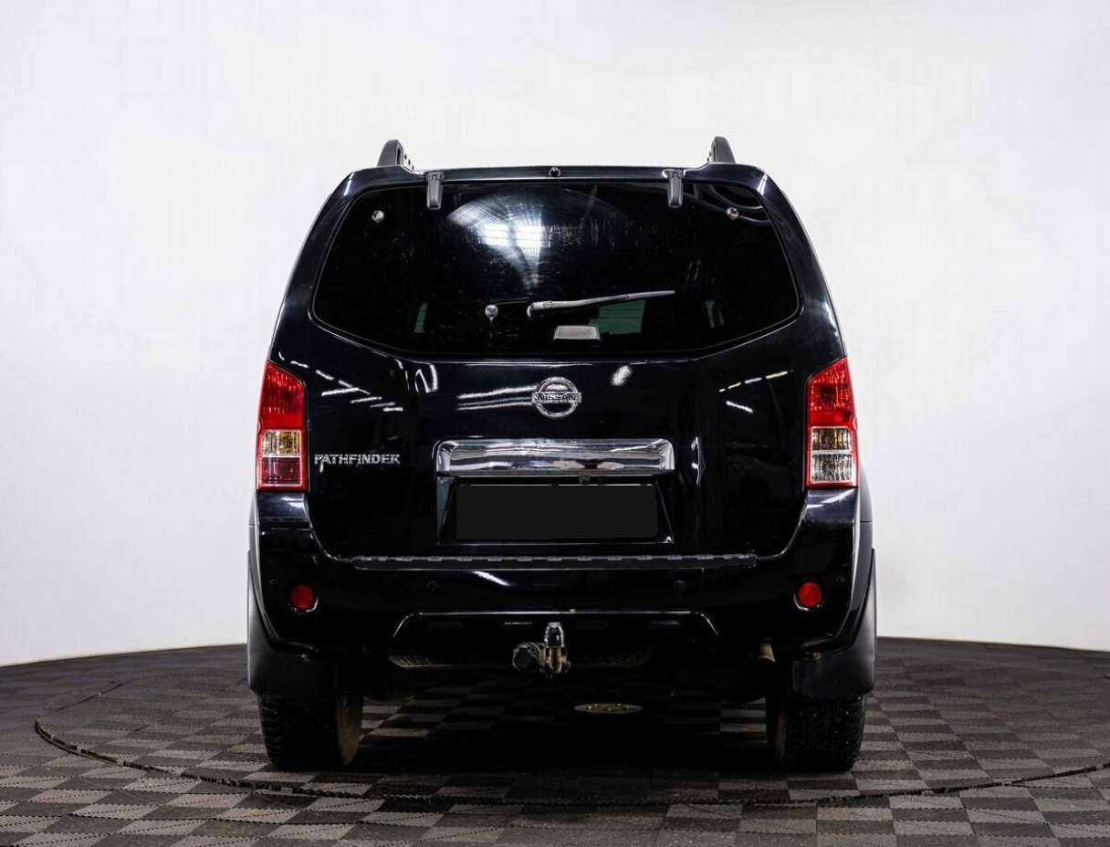 Nissan Pathfinder с пробегом — 2011 год. Фото: #4