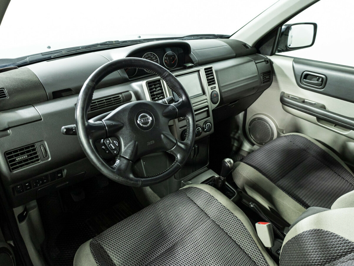 Nissan X-Trail с пробегом — 2006 год. Фото: #8