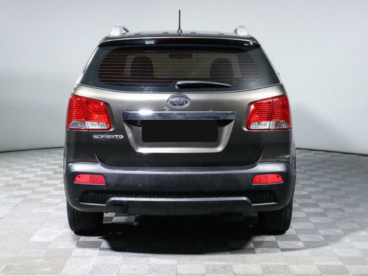 Kia Sorento с пробегом — 2011 год. Фото: #5