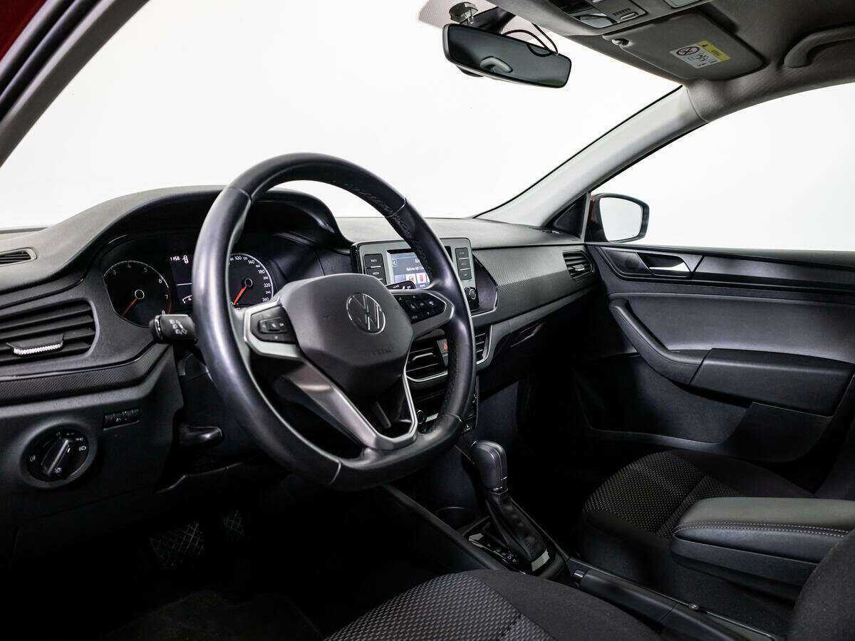 Volkswagen Polo с пробегом — 2020 год. Фото: #10