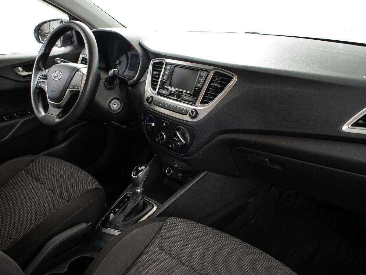 Hyundai Solaris с пробегом — 2019 год. Фото: #3