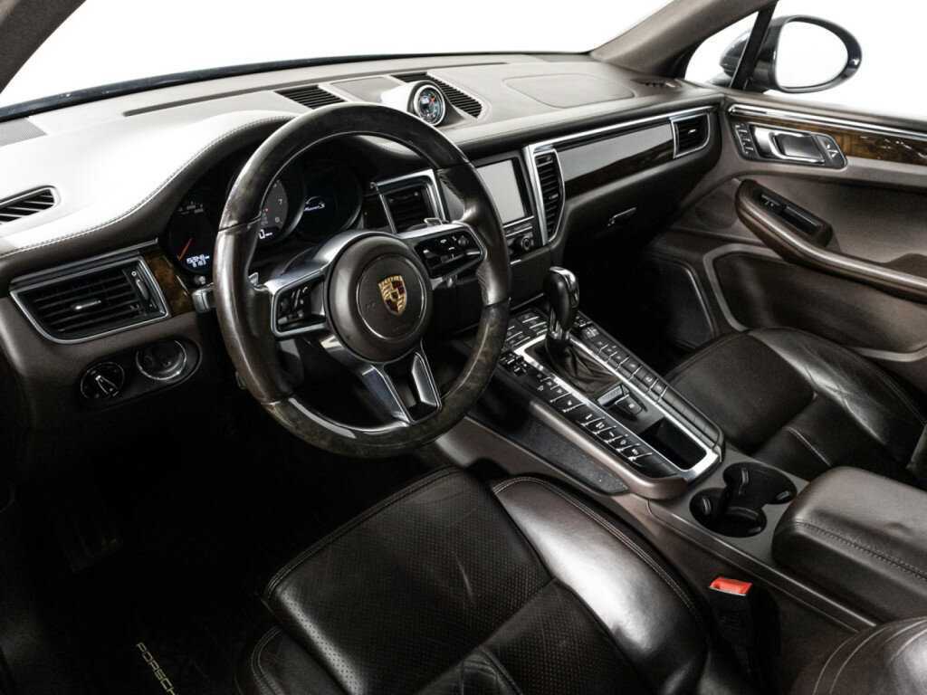 Porsche Macan с пробегом — 2014 год. Фото: #10