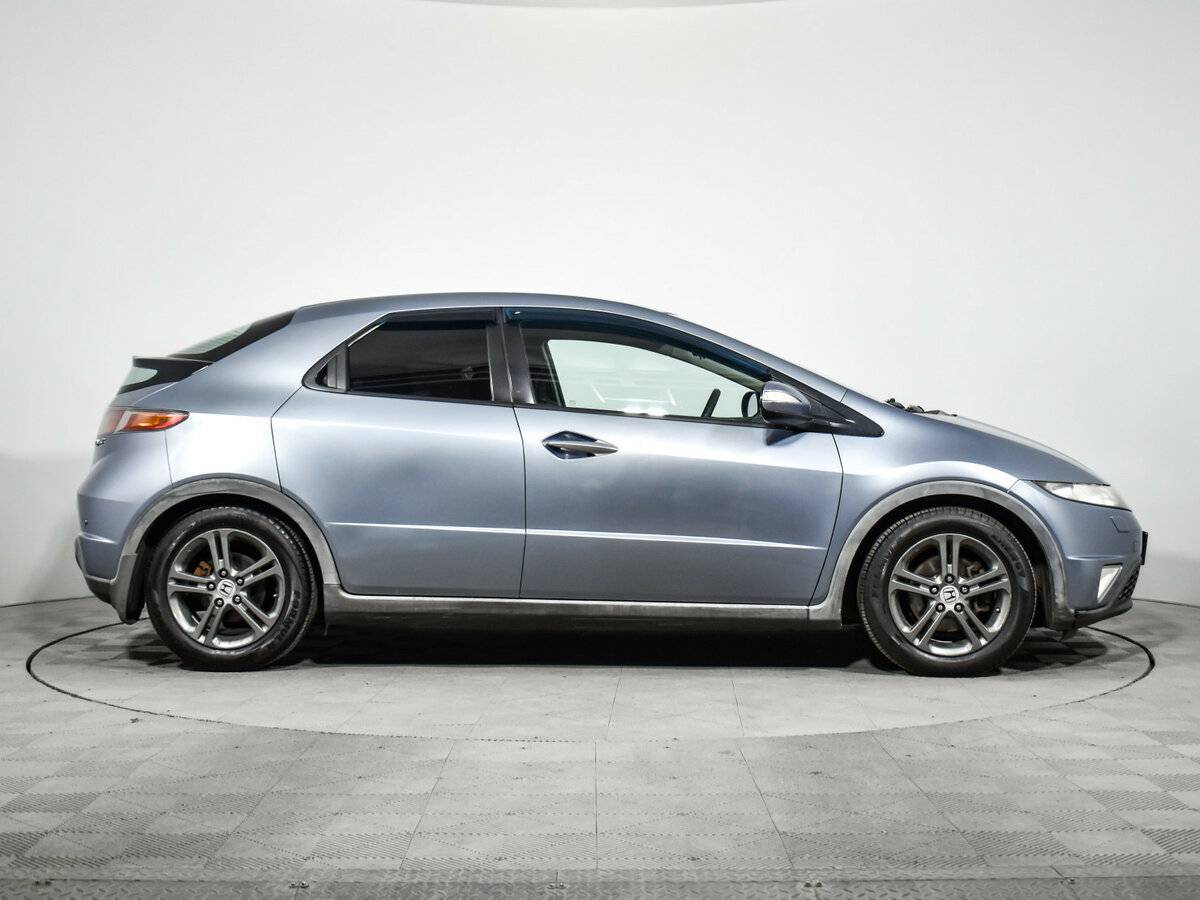 Honda Civic с пробегом — 2008 год. Фото: #3