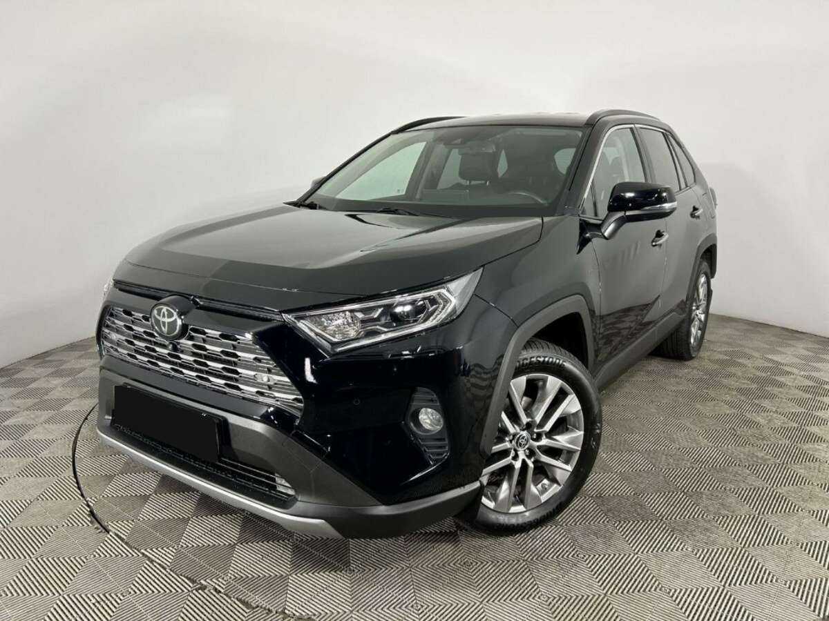 Toyota RAV4 с пробегом — 2022 год. Фото: #0