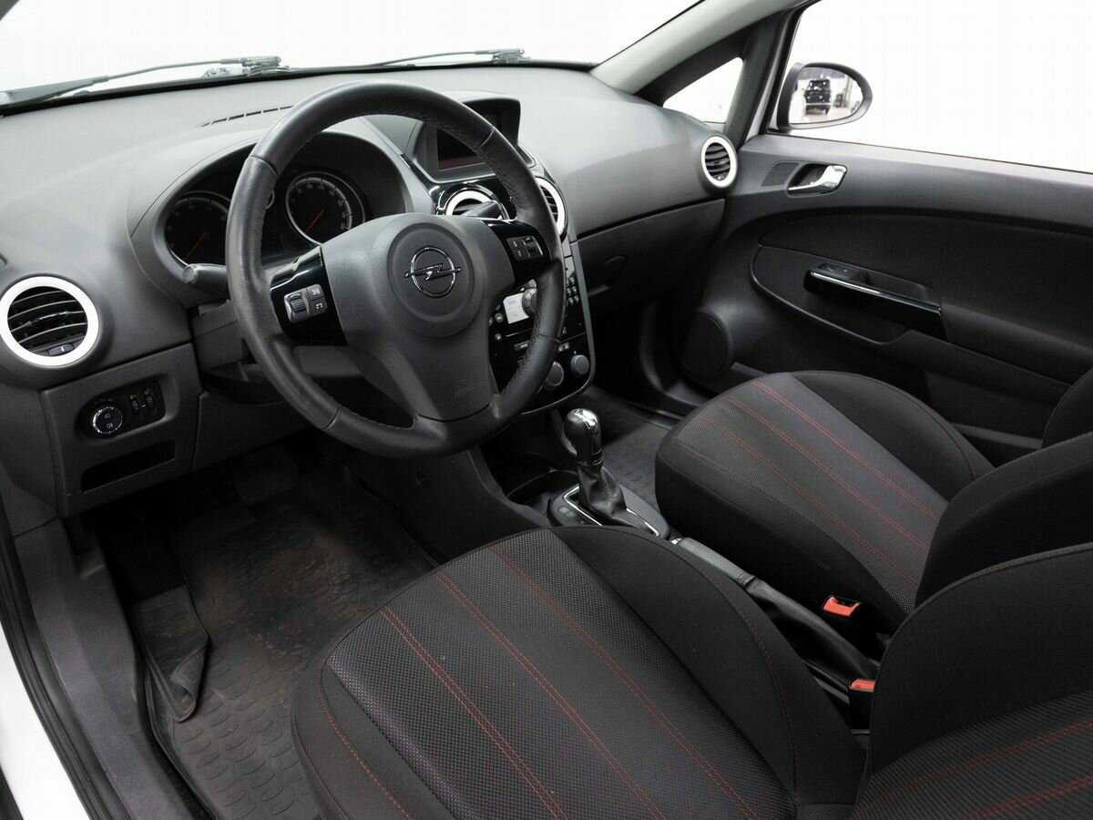 Opel Corsa с пробегом — 2010 год. Фото: #7
