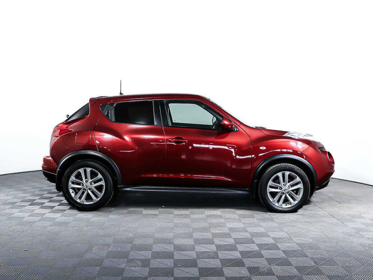 Nissan Juke с пробегом — 2011 год. Фото: #3