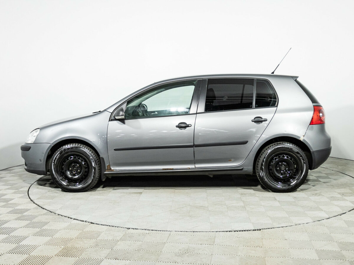 Volkswagen Golf с пробегом — 2008 год. Фото: #7