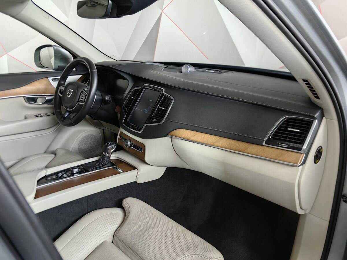 Volvo XC90 с пробегом — 2018 год. Фото: #8
