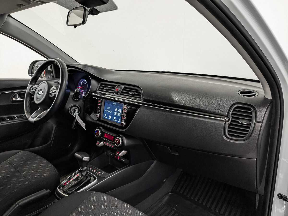 Kia Rio с пробегом — 2020 год. Фото: #12