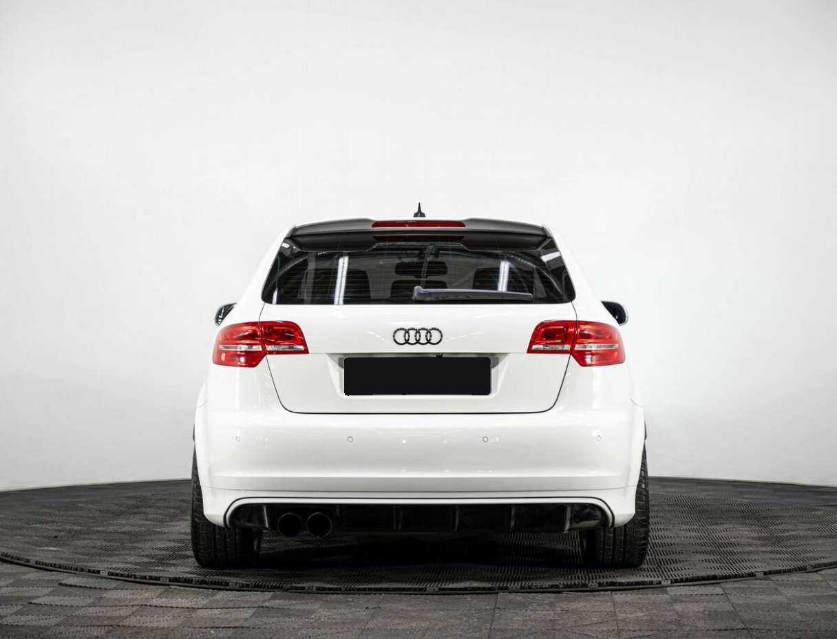 Audi RS 3 с пробегом — 2012 год. Фото: #4