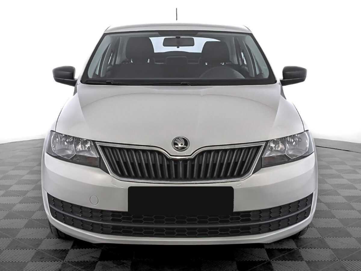 Skoda Rapid с пробегом — 2017 год. Фото: #1
