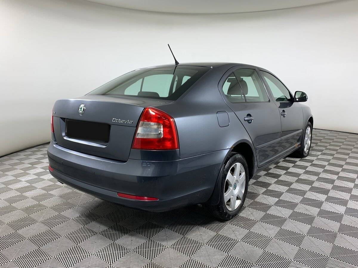 Skoda Octavia с пробегом — 2011 год. Фото: #4
