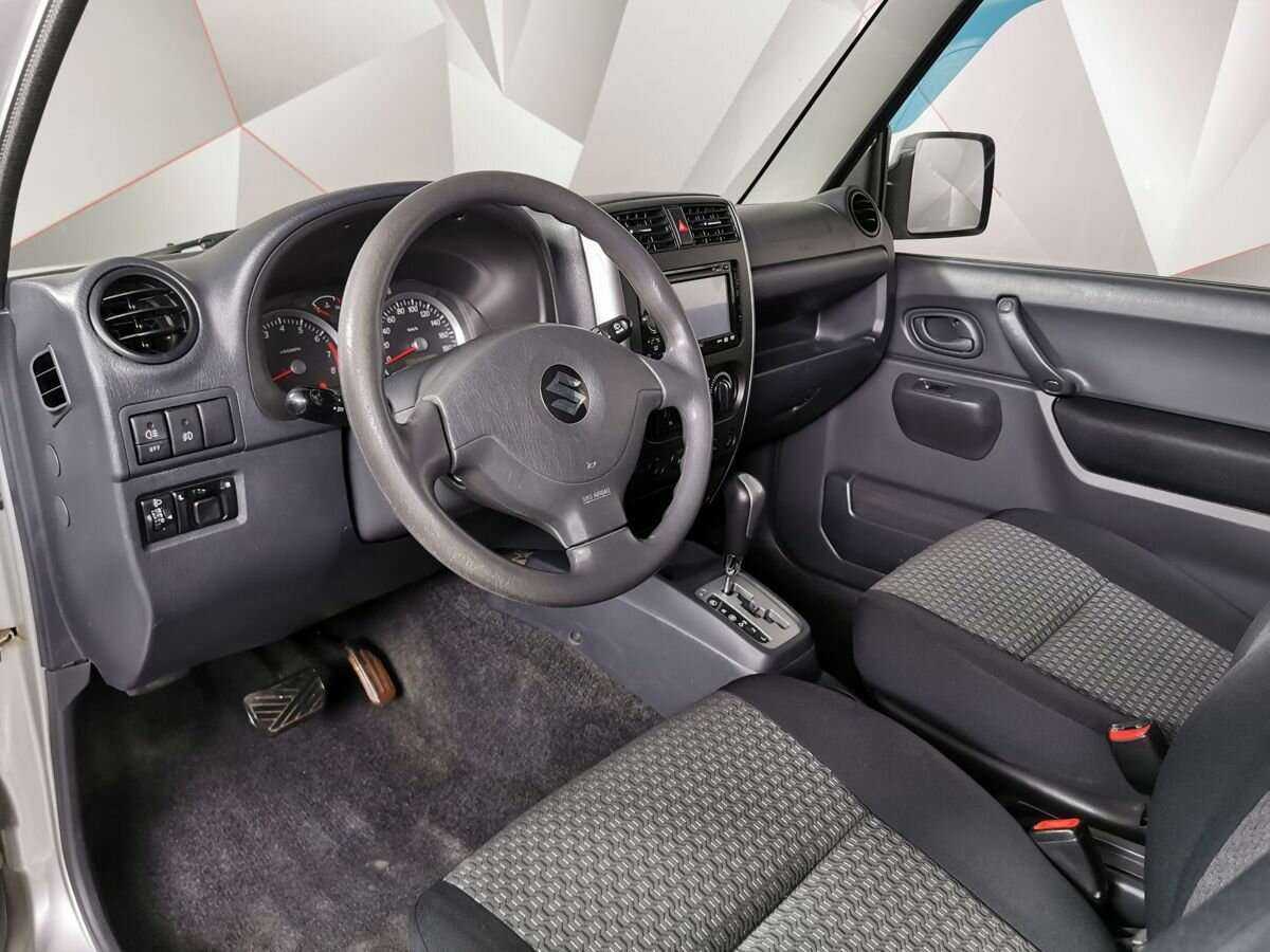 Suzuki Jimny с пробегом — 2011 год. Фото: #12