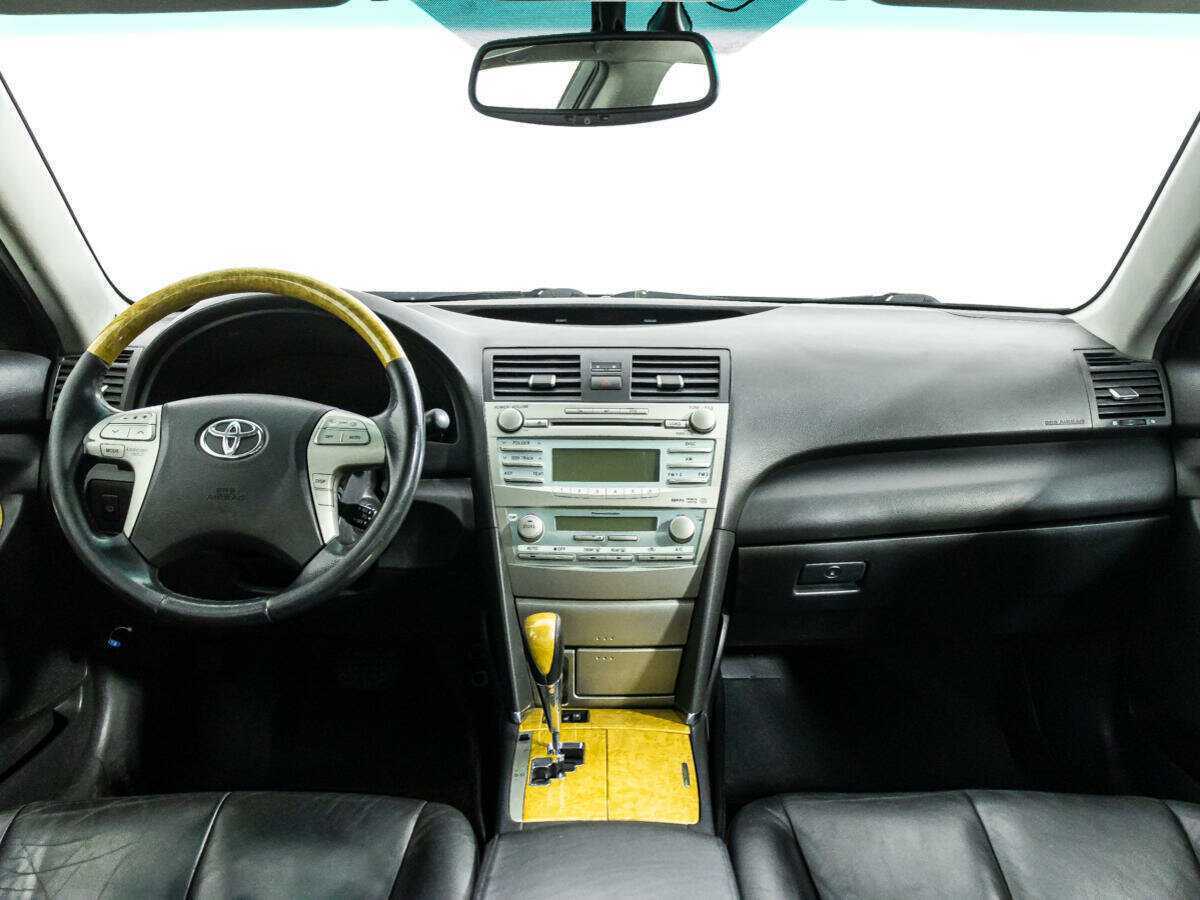 Toyota Camry с пробегом — 2007 год. Фото: #11