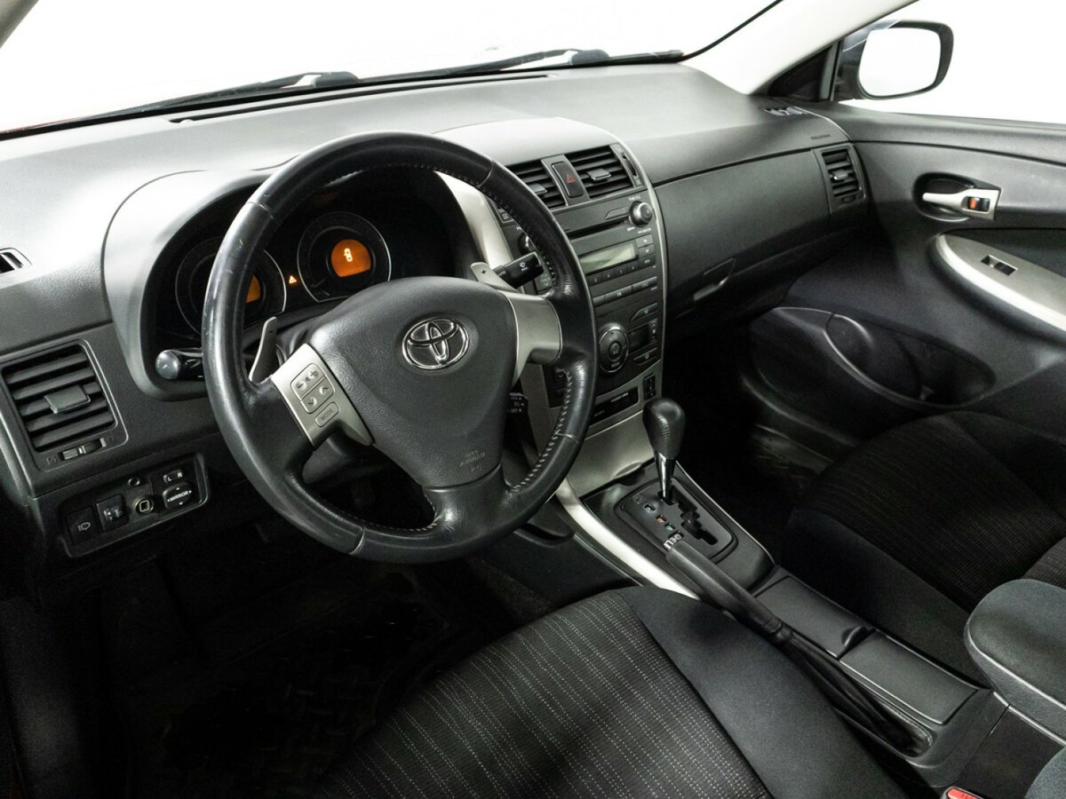 Toyota Corolla с пробегом — 2007 год. Фото: #10