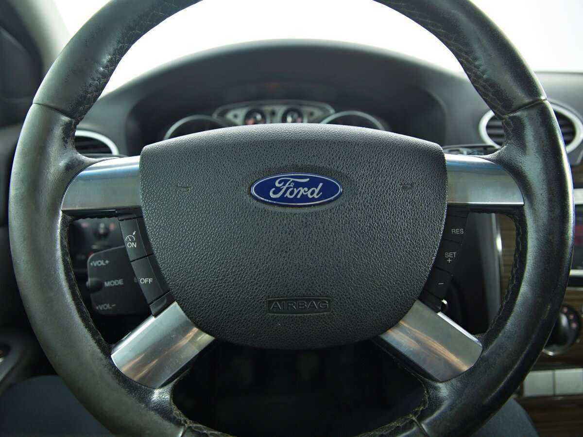 Ford Focus с пробегом — 2008 год. Фото: #10