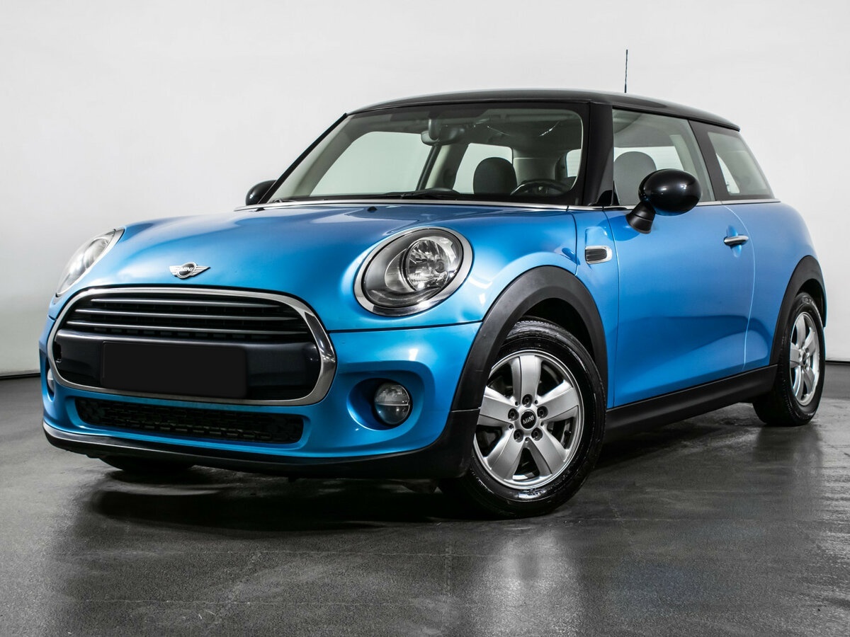 Mini Hatch с пробегом — 2017 год. Посмотреть фото