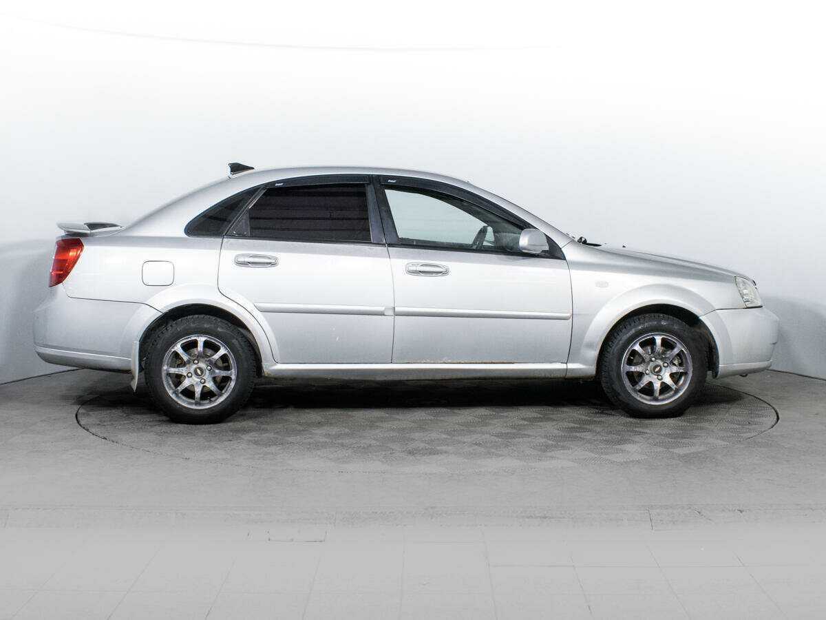 Chevrolet Lacetti с пробегом — 2008 год. Фото: #3