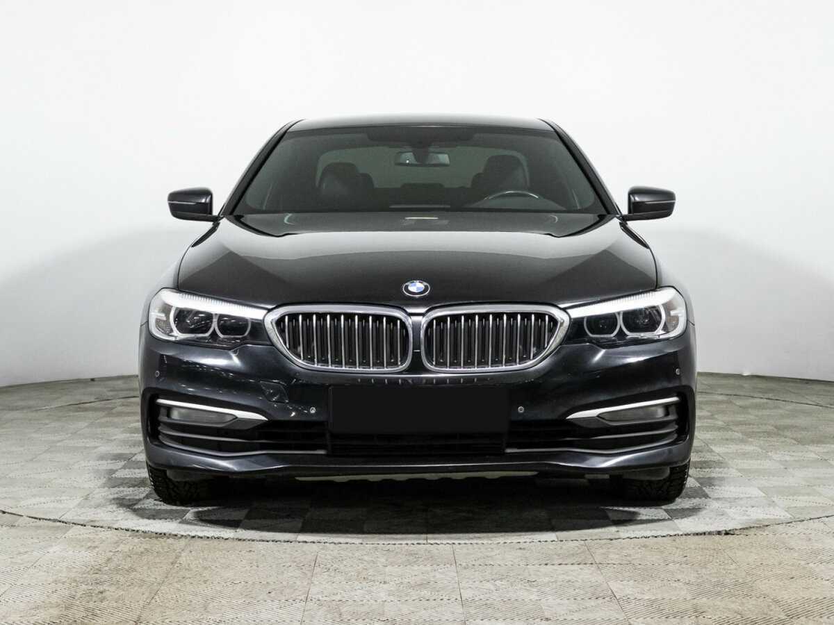 BMW 5 серии с пробегом — 2017 год. Фото: #1