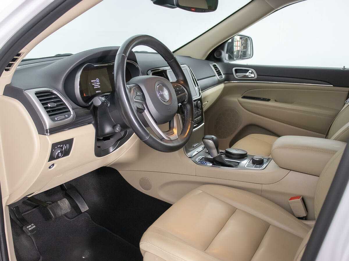 Jeep Grand Cherokee с пробегом — 2021 год. Фото: #9
