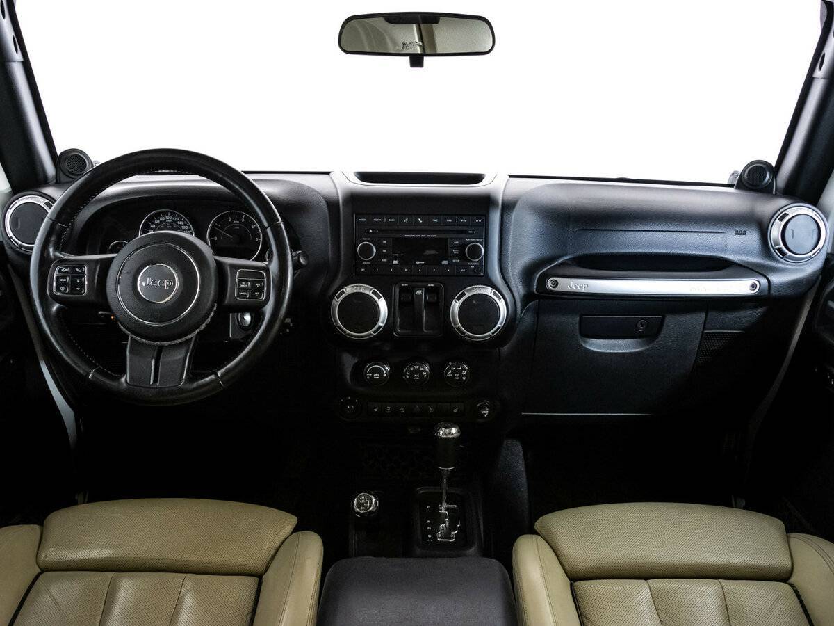 Jeep Wrangler с пробегом — 2011 год. Фото: #11