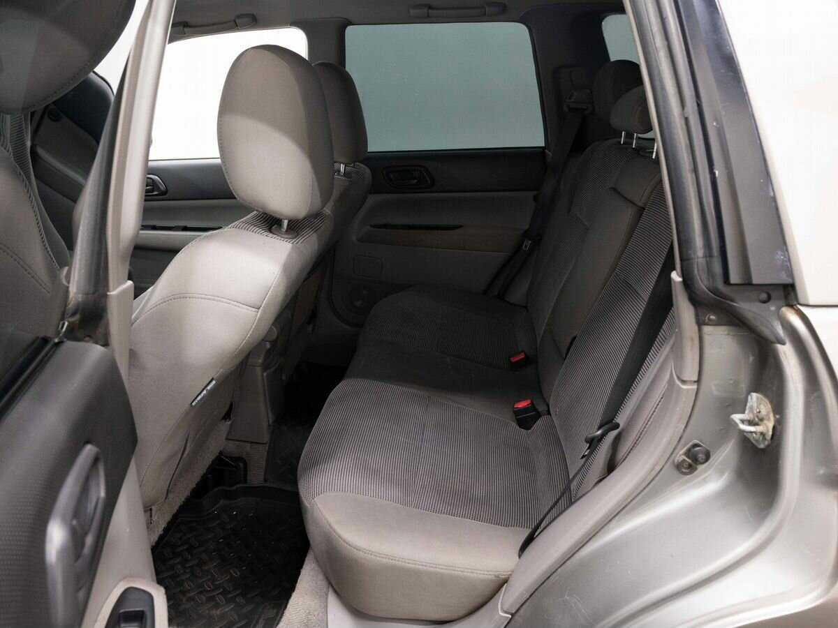 Subaru Forester с пробегом — 2005 год. Фото: #8