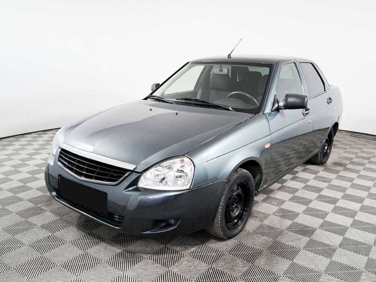 Lada (ВАЗ) Priora с пробегом — 2011 год. Посмотреть фото