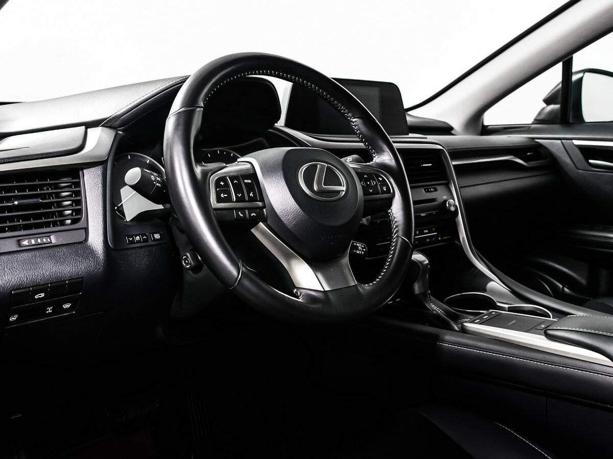 Lexus RX с пробегом — 2020 год. Фото: #11